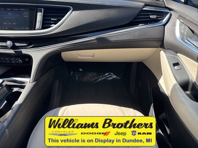 Used 2023 Buick Enclave Avenir w/ Avenir Technology Package image 25