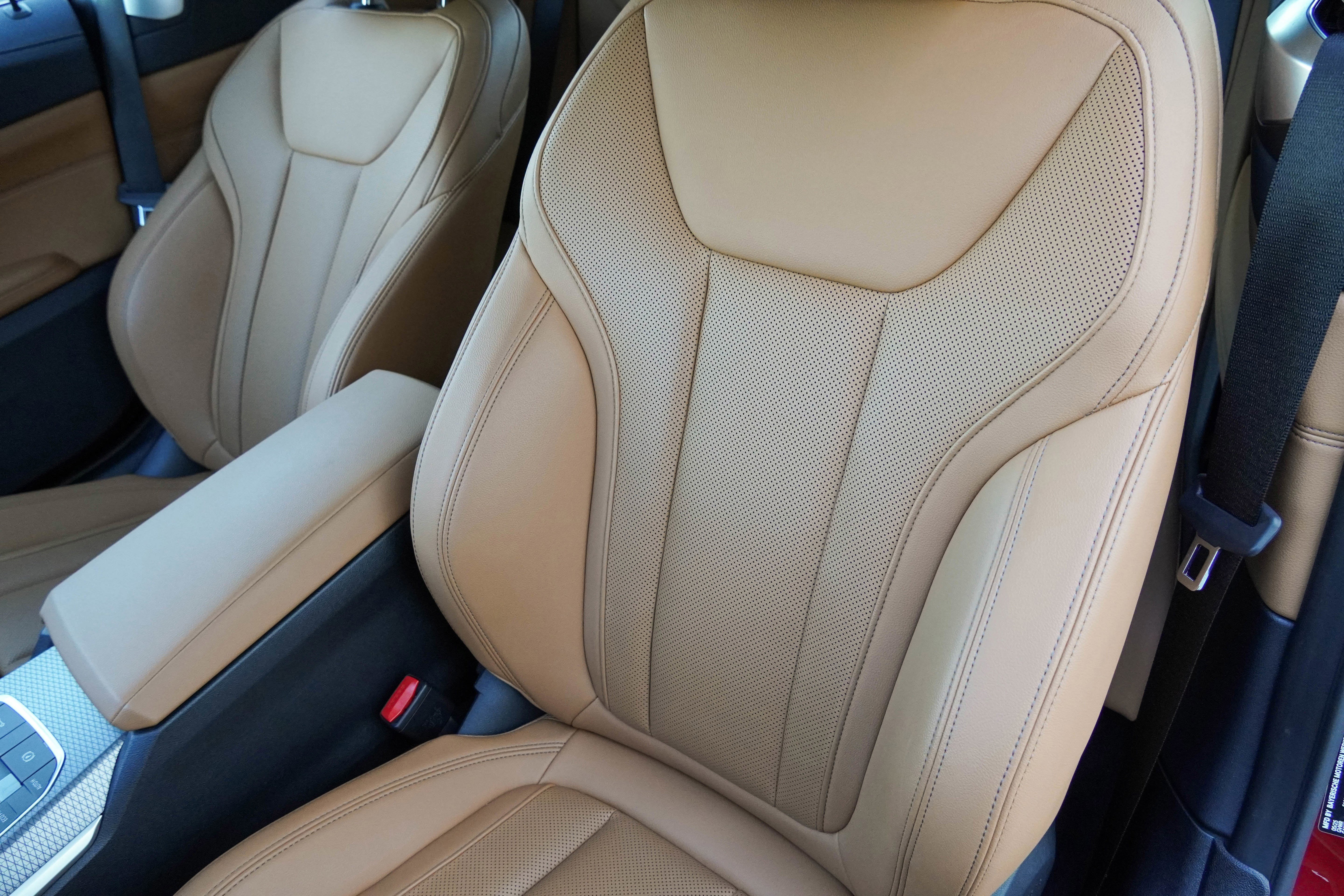 Certified 2026 BMW M440i Convertible RWD image 15