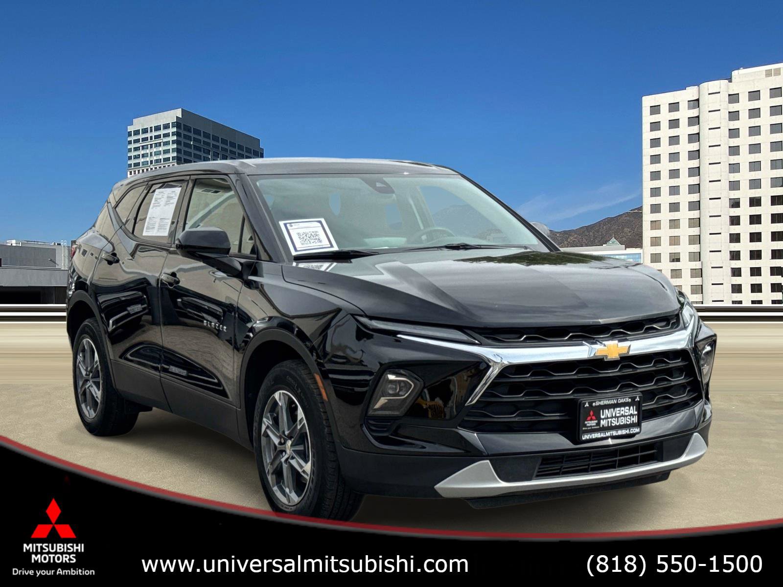 Used 2025 Chevrolet Blazer LT AWD/4WD image 1