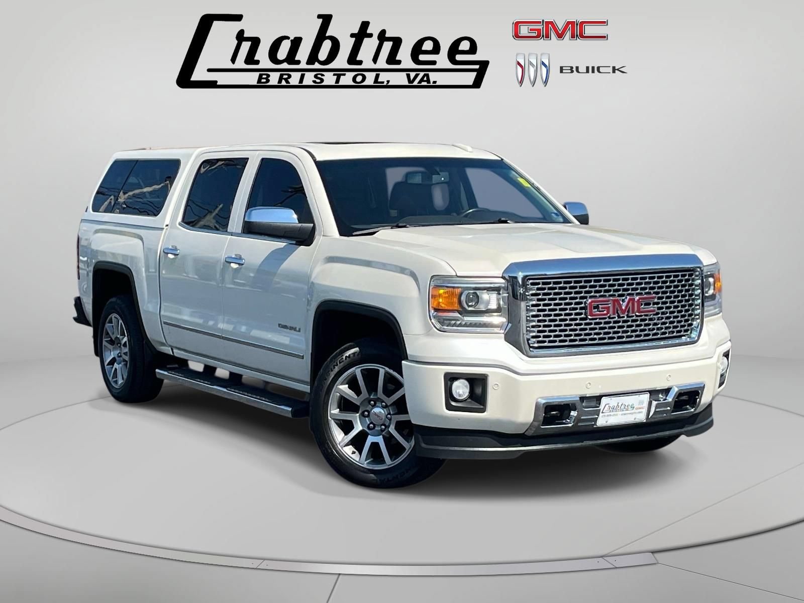 Used 2015 GMC Sierra 1500 Denali AWD/4WD image 1
