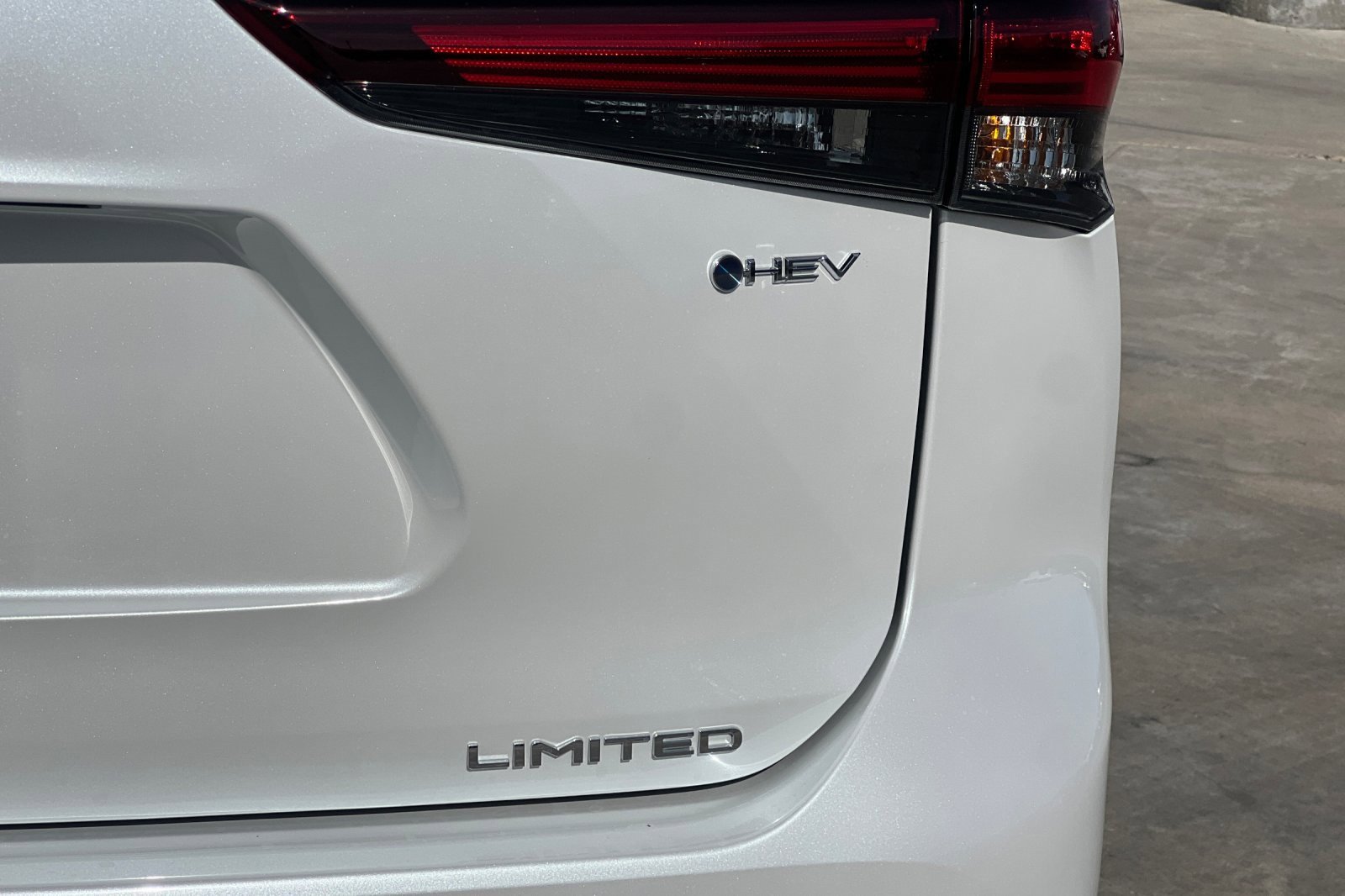 New 2025 Toyota Highlander XLE image 22
