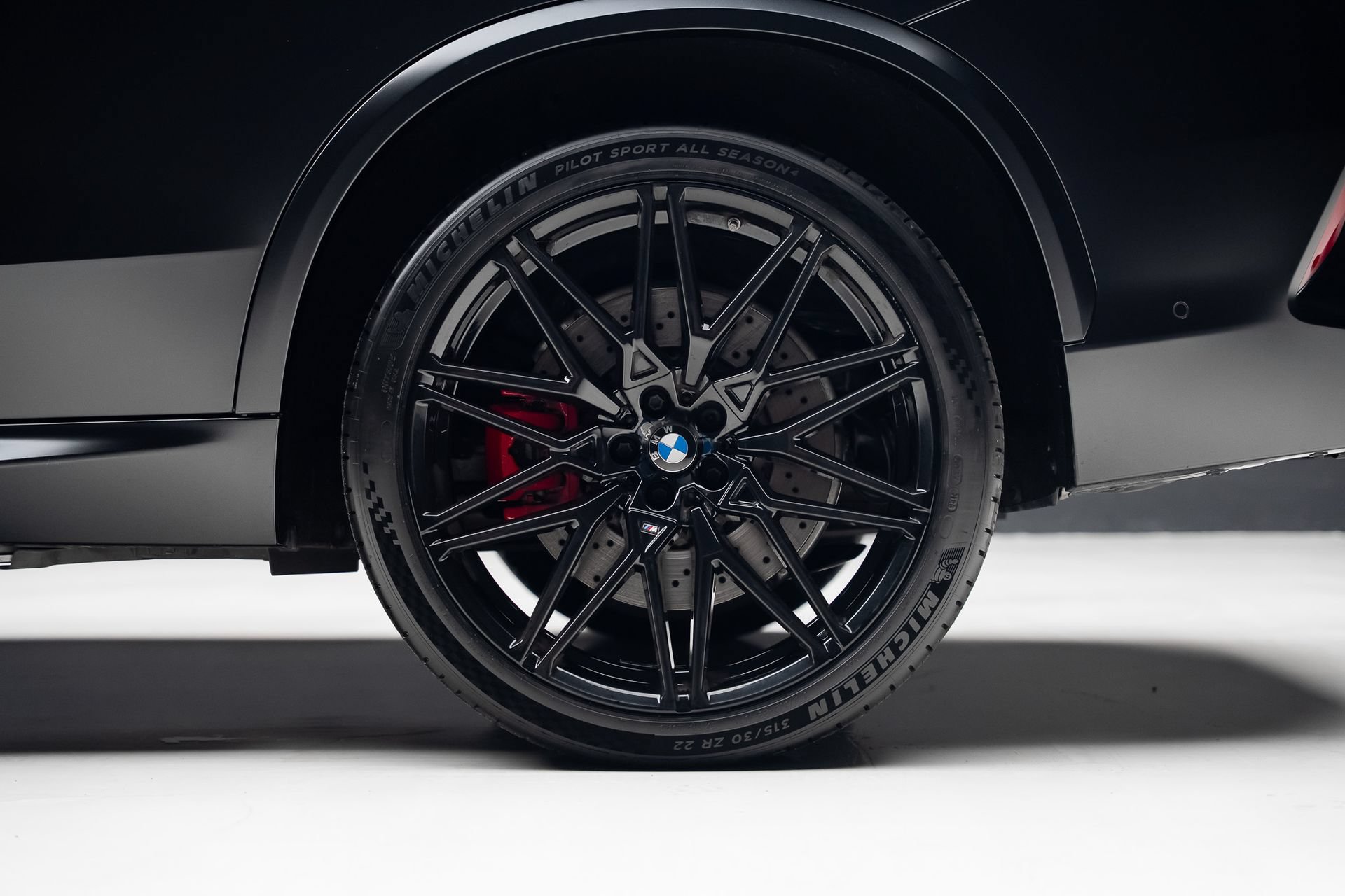 Used 2024 BMW X5 M Competition w/ Executive Package AWD/4WD image 22