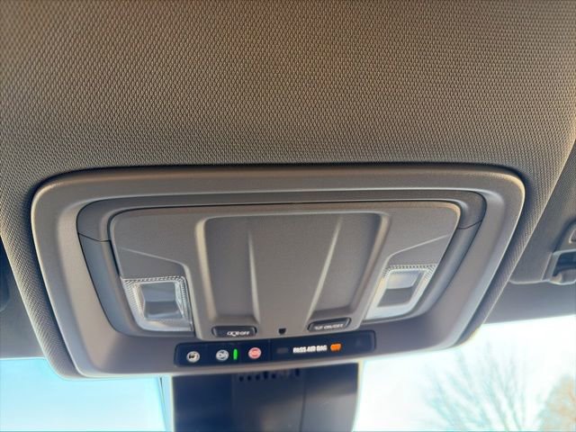 New 2026 Chevrolet Silverado 1500 Custom Trail Boss w/ LPO, Dark Essentials Package image 25