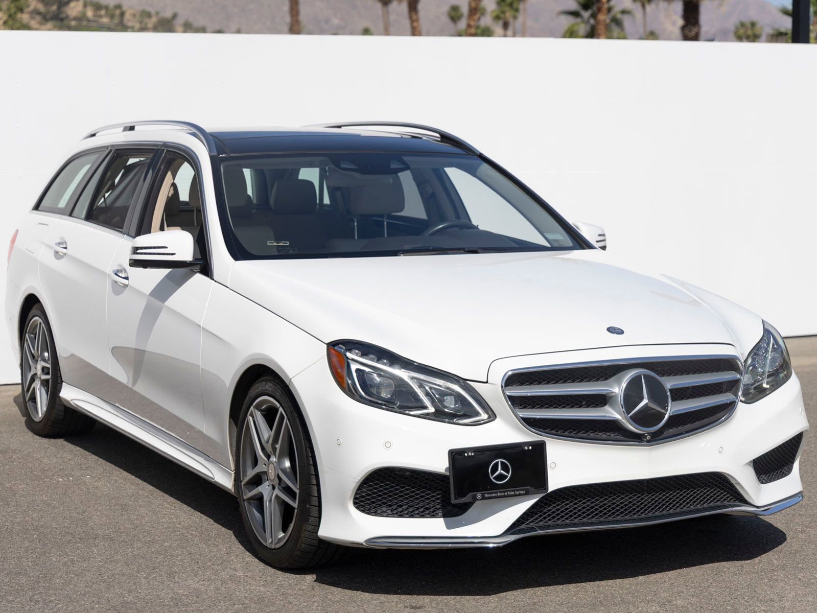 Used 2015 Mercedes-Benz E 350 4MATIC Wagon image 2