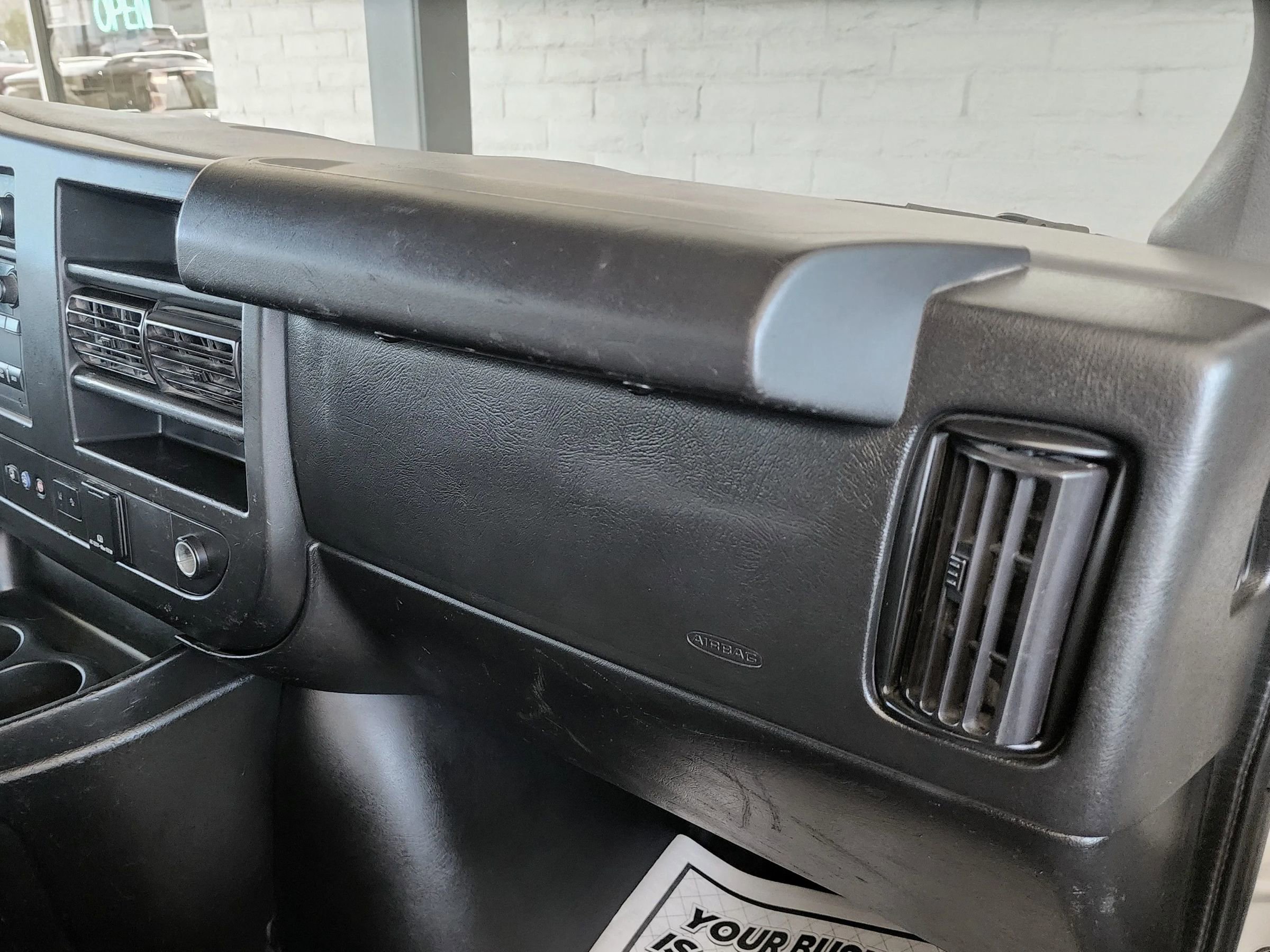 Used 2020 Chevrolet Express 3500 LT w/ LT Preferred Equipment Group RWD image 29