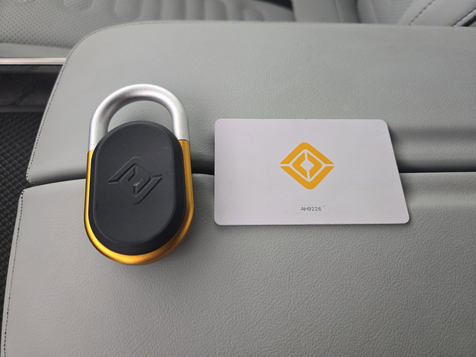 Used 2023 Rivian R1T Adventure image 29