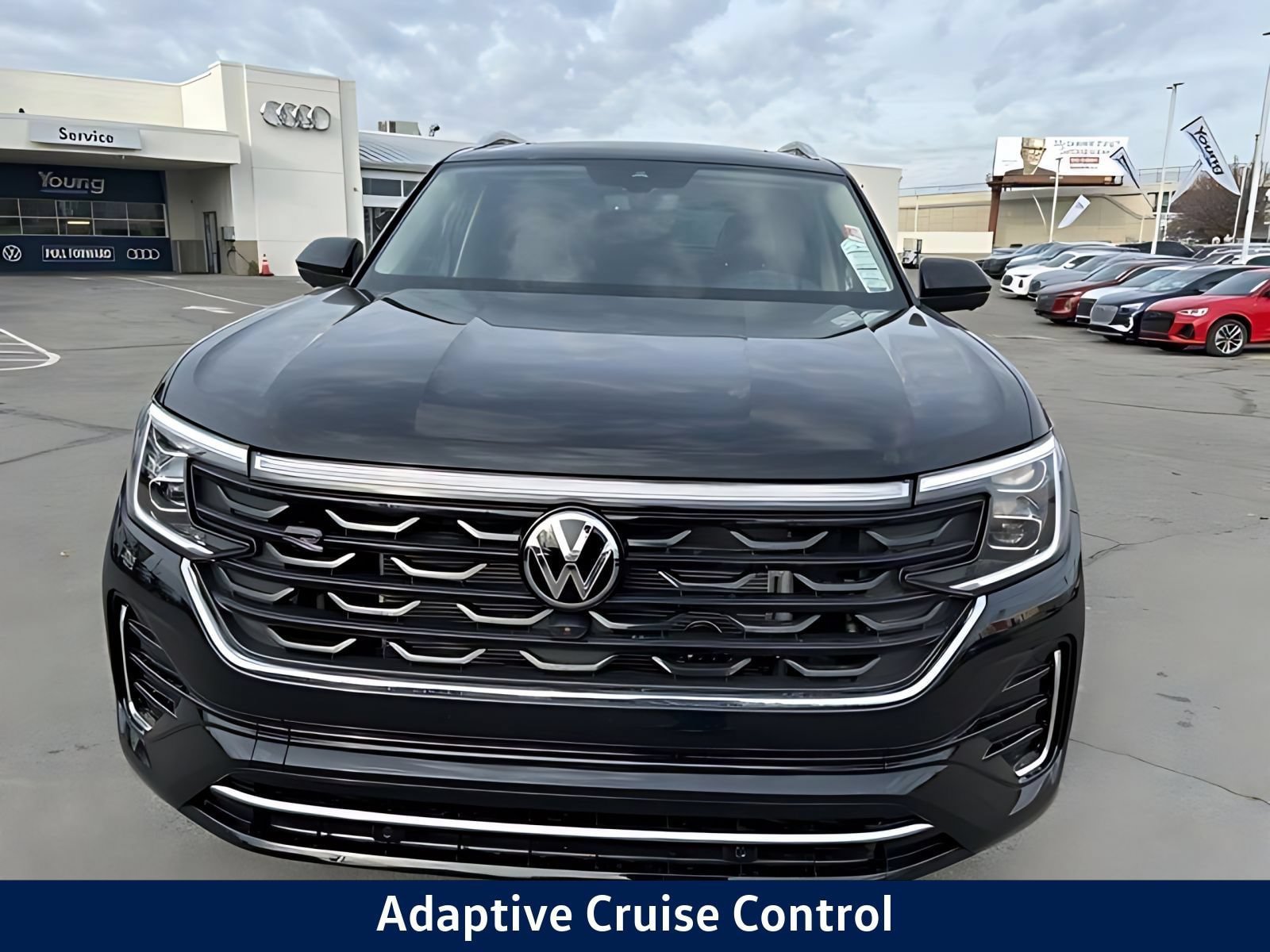 New 2026 Volkswagen Atlas SEL Premium R-Line AWD/4WD image 3