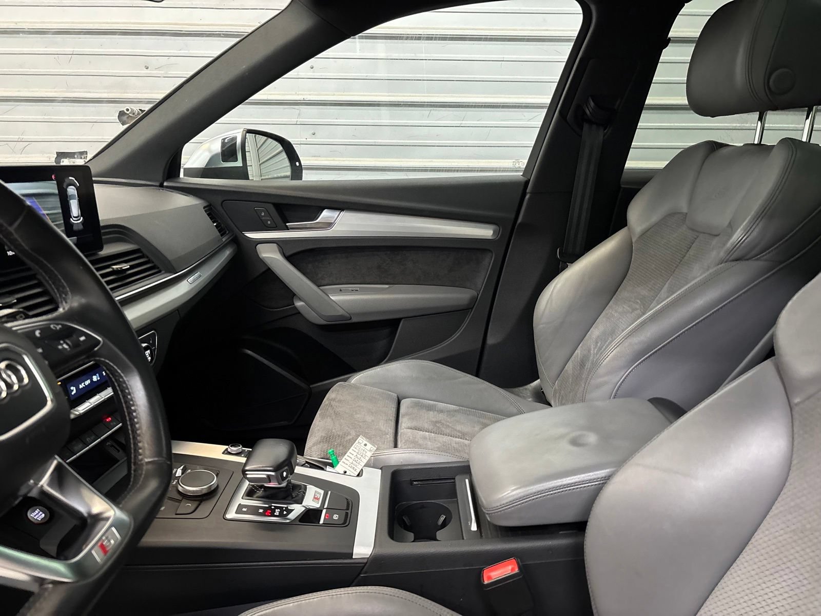 Used 2020 Audi SQ5 Premium w/ Convenience Package AWD/4WD image 22