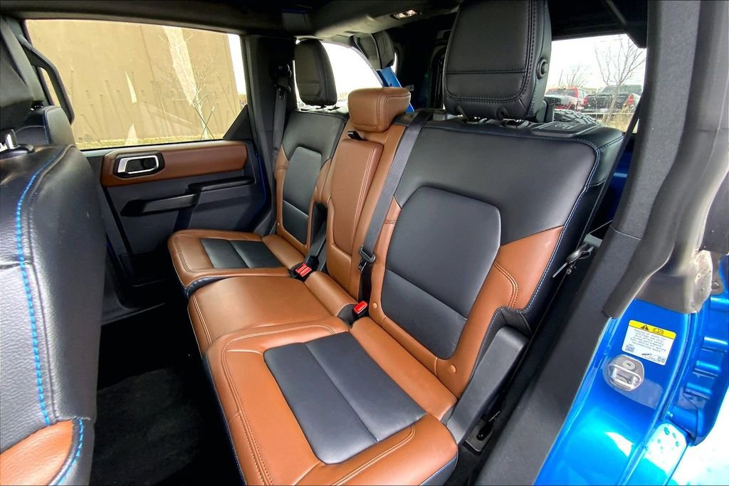 Used 2024 Ford Bronco Outer Banks AWD/4WD image 21