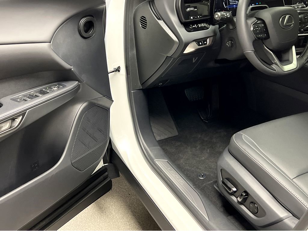 New 2026 Lexus RX 350 Premium AWD/4WD image 8