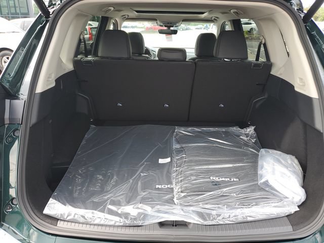 New 2026 Nissan Rogue Dark Armor AWD/4WD image 12