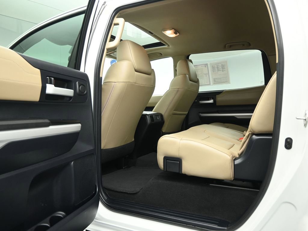 Used 2015 Toyota Tundra Limited w/ Limited Premium Package image 20