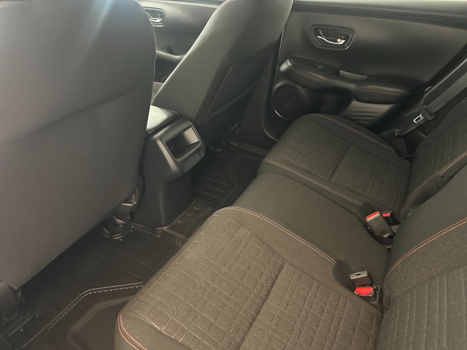 Used 2023 Honda HR-V Sport image 12