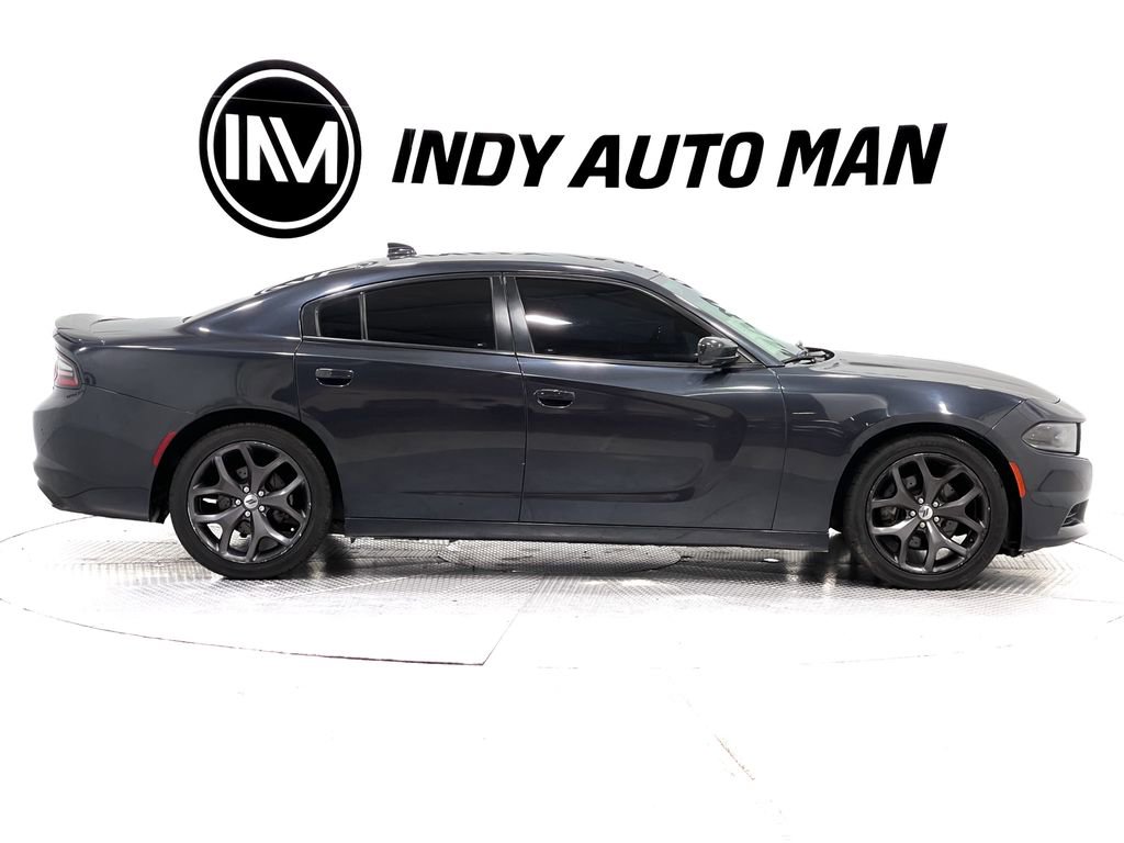 Used 2018 Dodge Charger R/T w/ Plus Group image 3