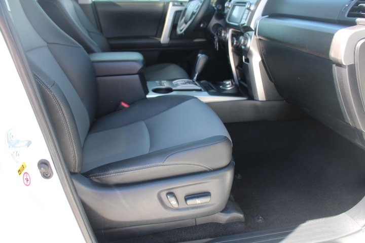 Certified 2019 Toyota 4Runner SR5 Premium AWD/4WD image 22
