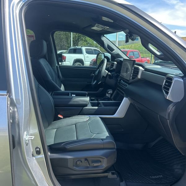 Used 2026 Toyota Tundra Limited w/ Power Package image 4