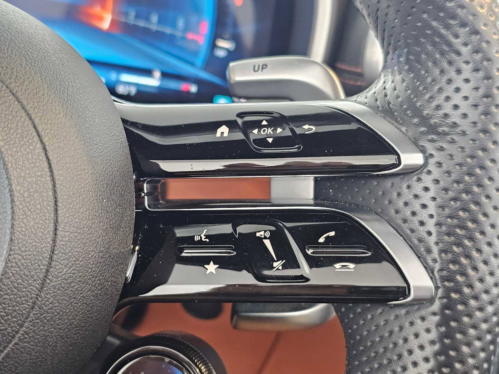 Used 2022 Mercedes-Benz SL 55 AMG 4MATIC image 26