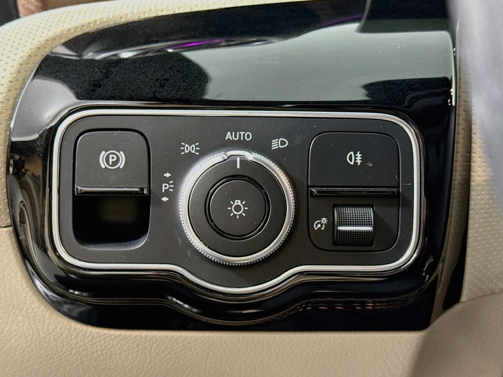 Used 2020 Mercedes-Benz CLA 250 image 10