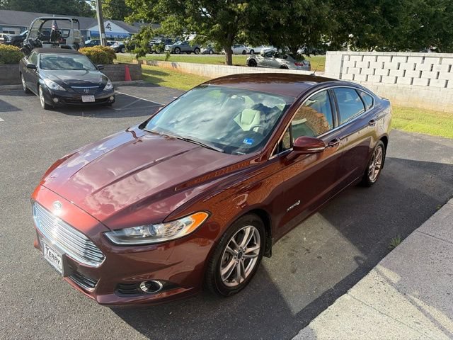 Used 2016 Ford Fusion Titanium FWD image 3