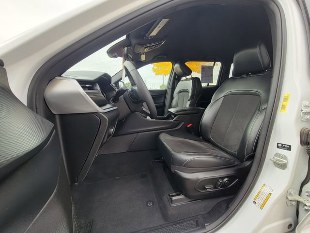 Used 2024 Jeep Grand Cherokee Altitude image 11