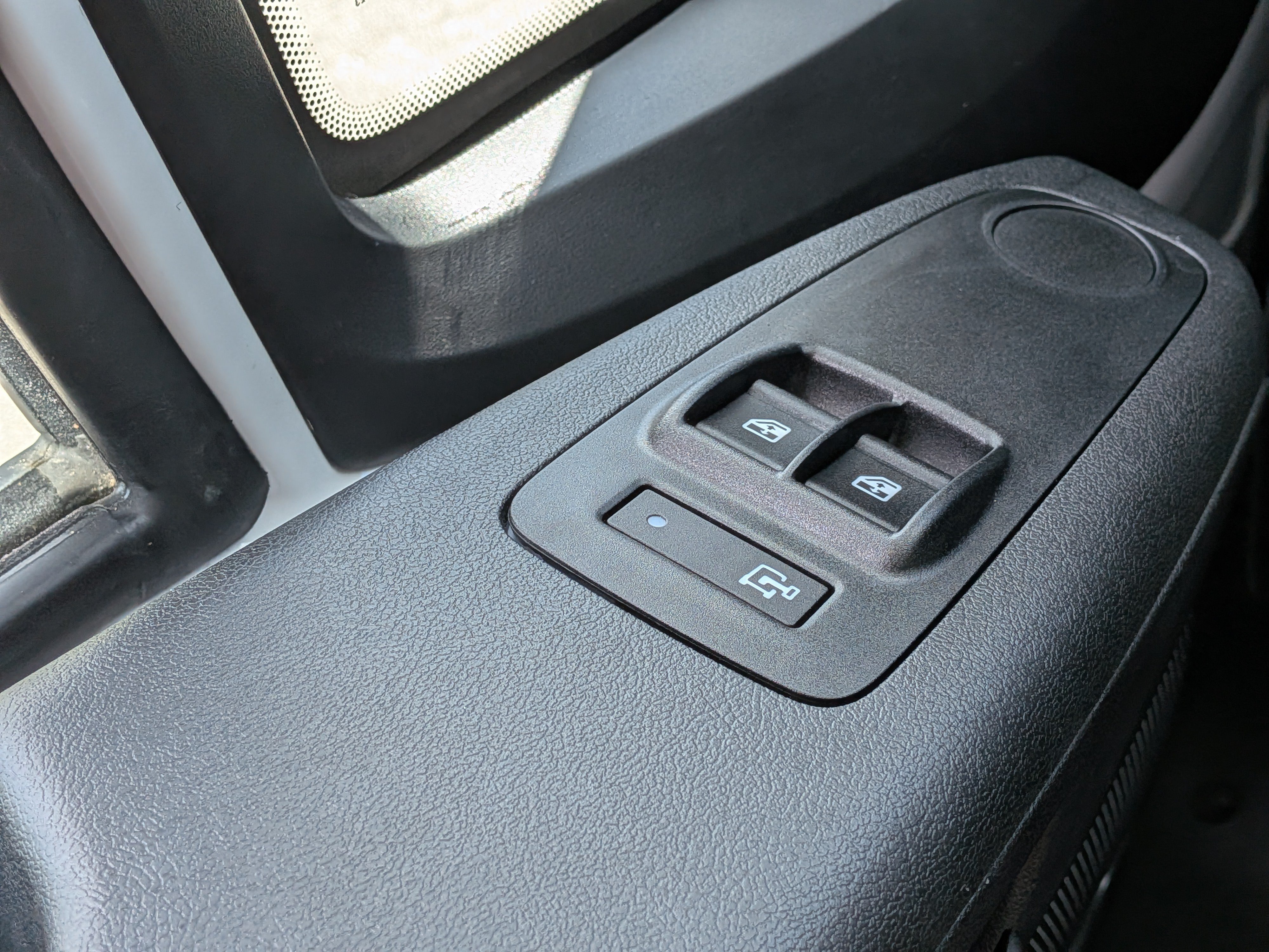 Used 2025 RAM ProMaster 1500 FWD image 20