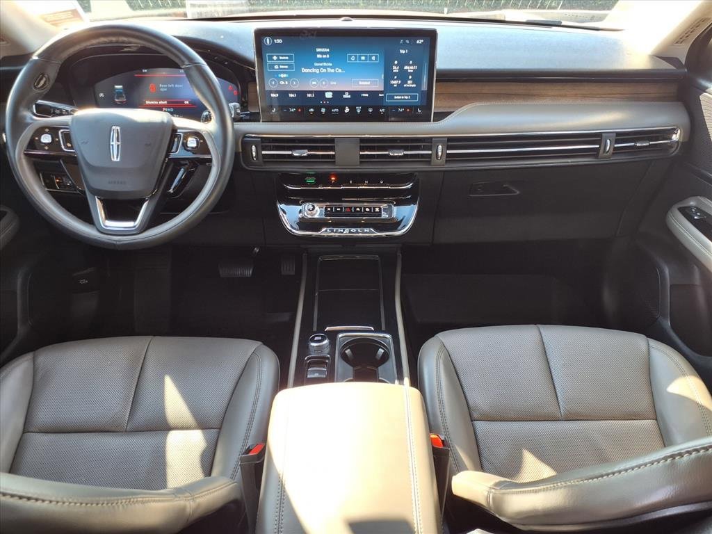 Certified 2023 Lincoln Corsair Reserve w/ Jet Appearance Package image 9