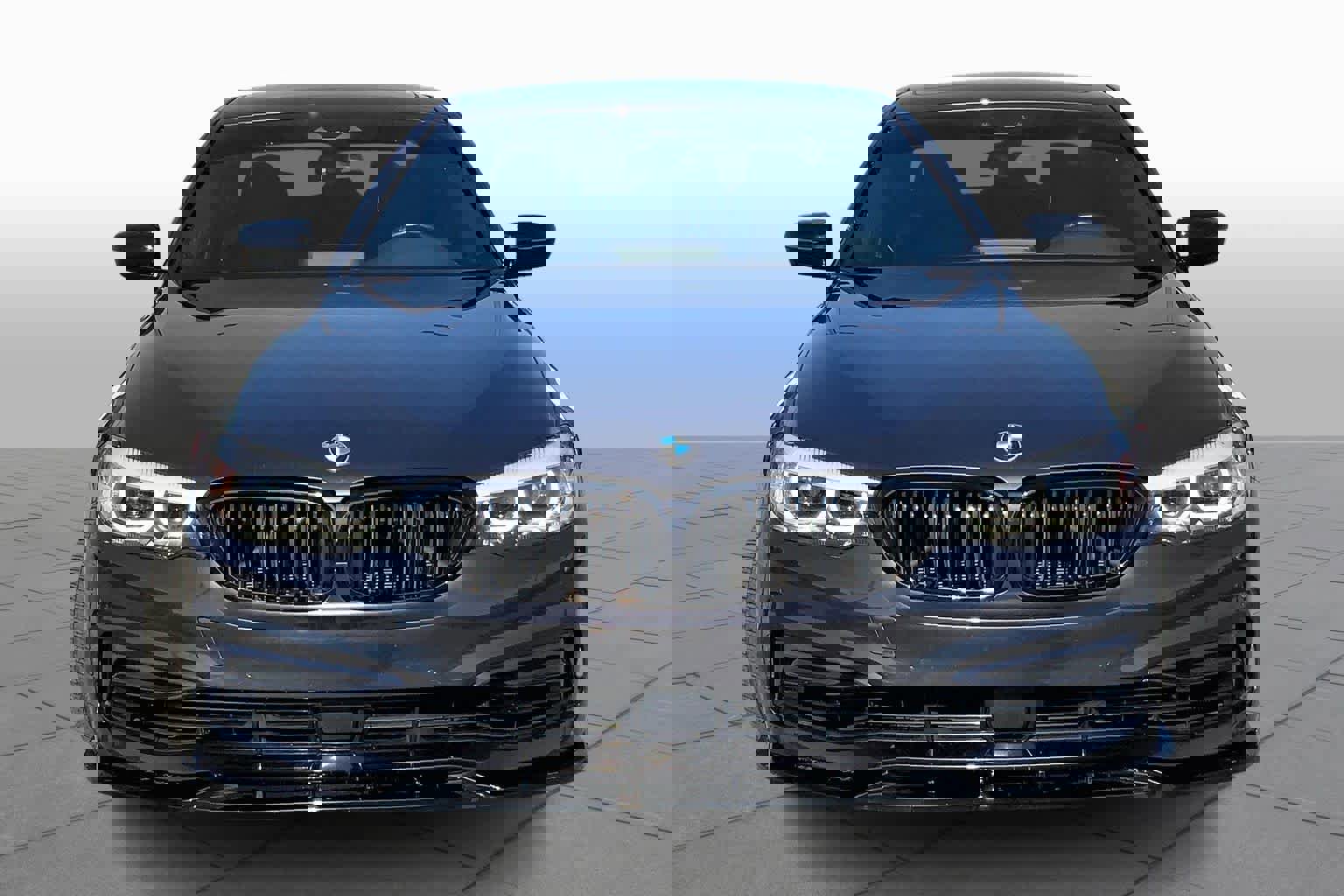 Used 2020 BMW 540i w/ Premium Package image 4