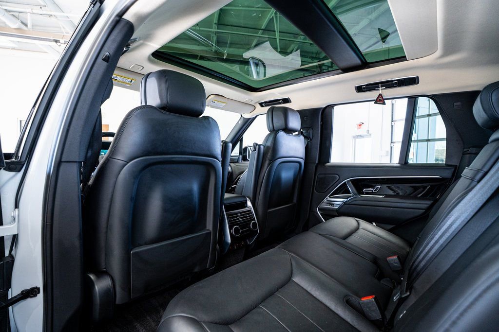 Used 2022 Land Rover Range Rover SE image 50