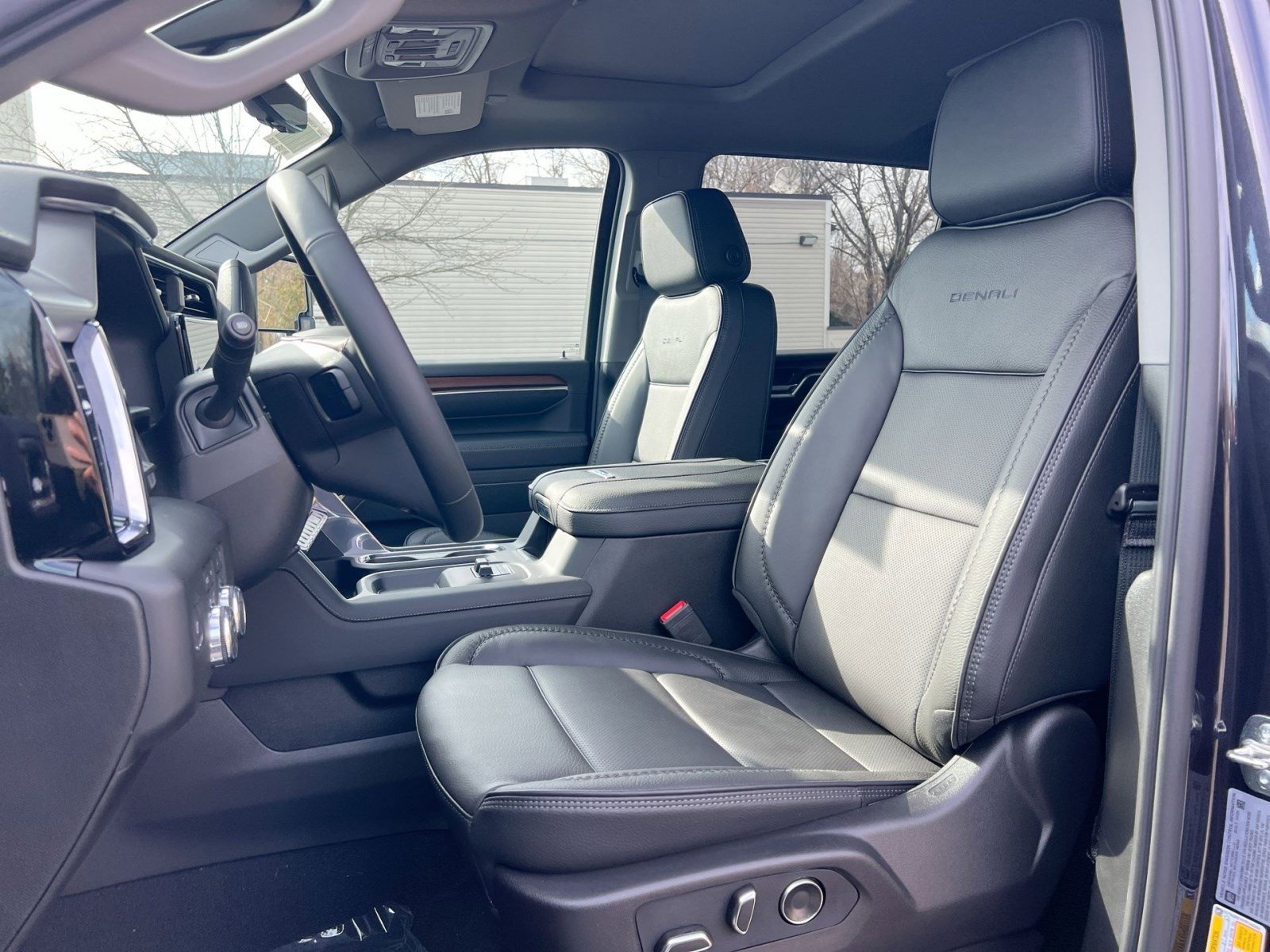 New 2026 GMC Sierra 2500 Denali w/ Denali Reserve Package image 12