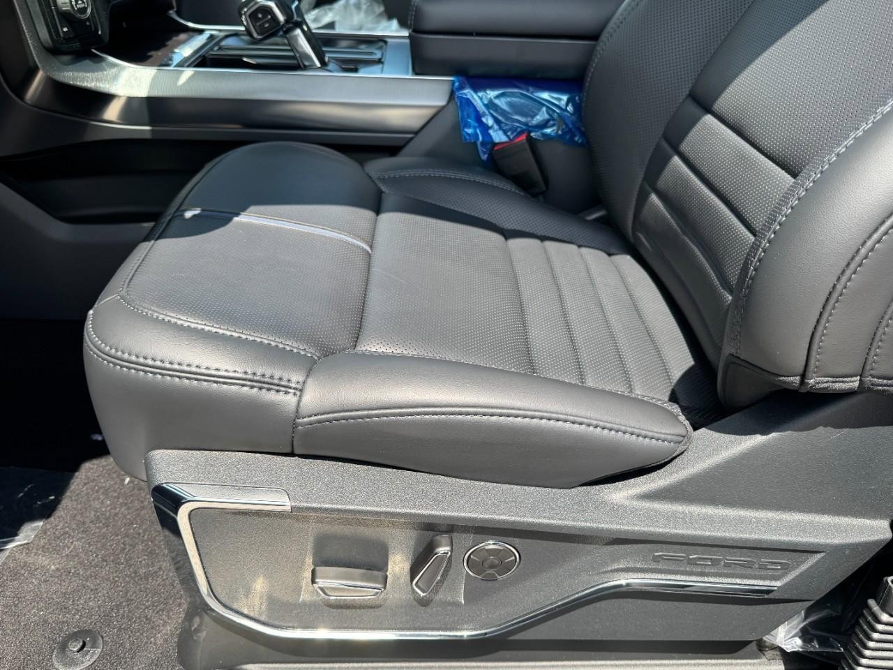 New 2025 Ford F150 Platinum w/ Equipment Group 702A High image 10