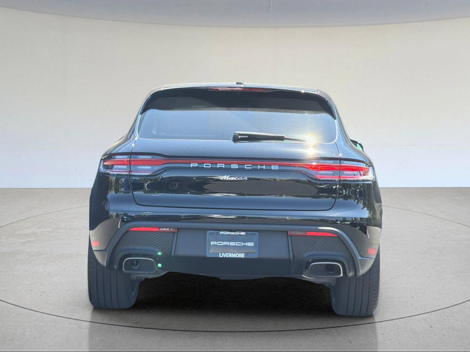 New 2026 Porsche Macan AWD/4WD image 7
