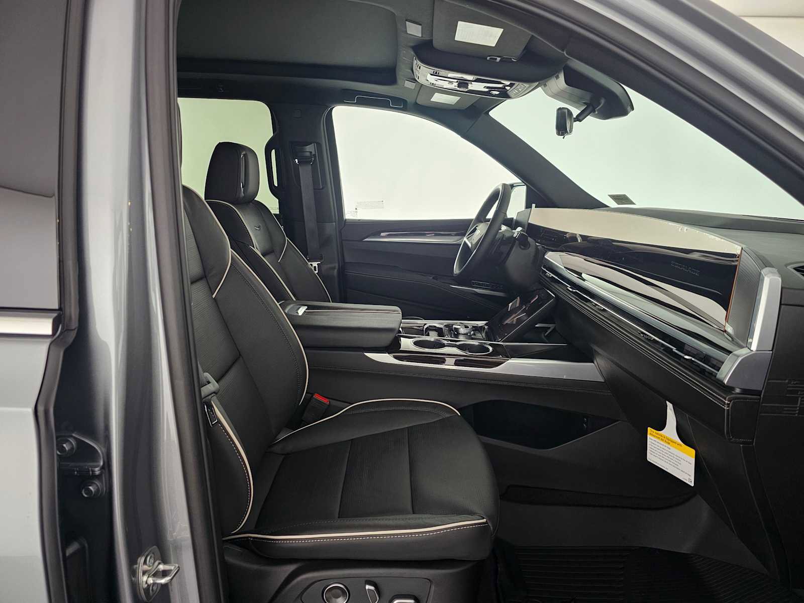 New 2026 Cadillac Escalade ESV Luxury image 10