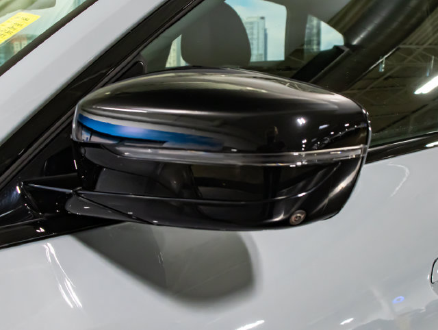Used 2024 BMW i4 eDrive35 w/ M Sport Package RWD image 7