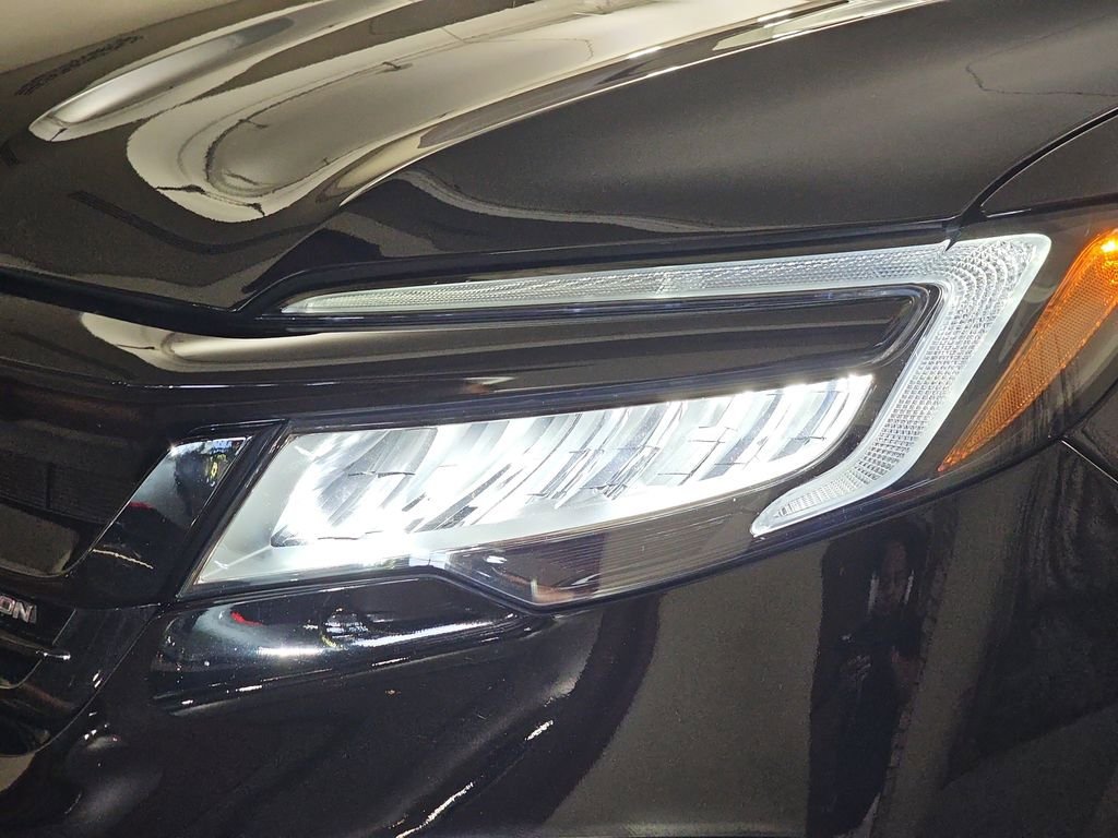 Used 2020 Honda Pilot Black Edition image 35