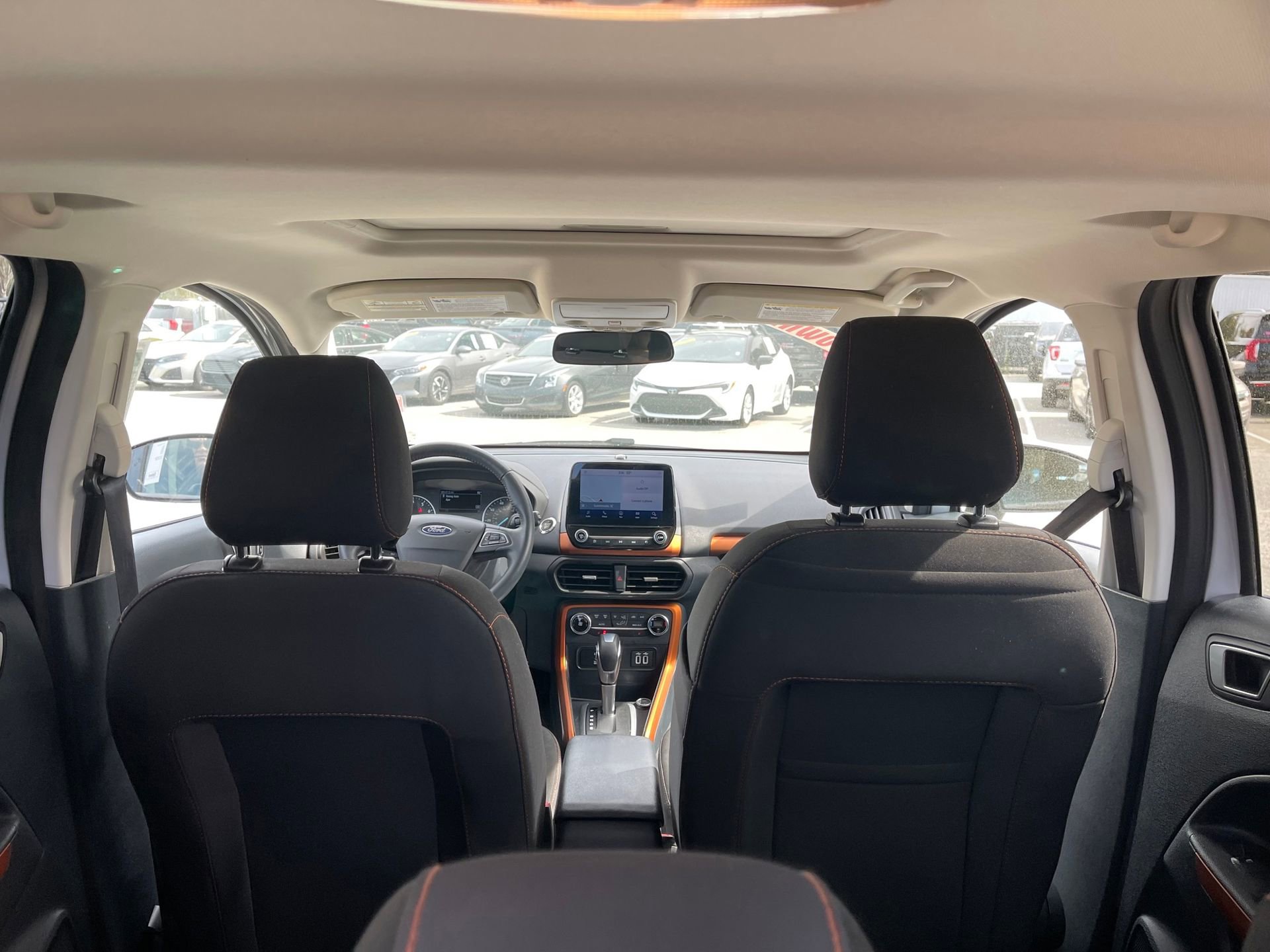 Used 2021 Ford EcoSport SE w/ SE Convenience Package image 24