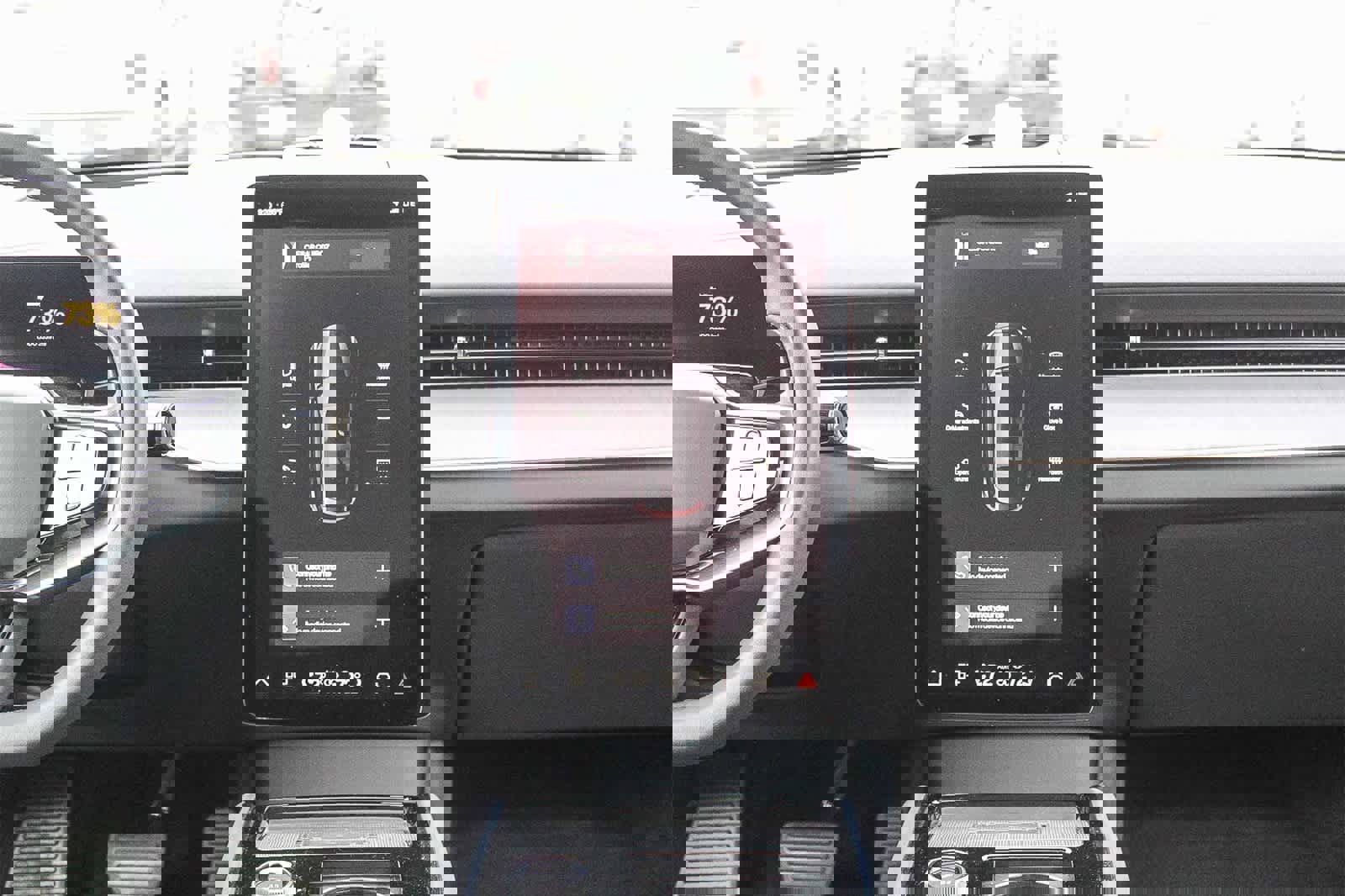 Used 2025 Polestar Polestar 3 image 15