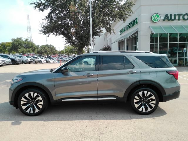 Used 2025 Ford Explorer Platinum w/ LUX Leather Package AWD/4WD image 16