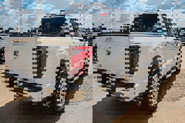 Used 2024 Ford F150 XLT w/ Equipment Group 303A High image 4