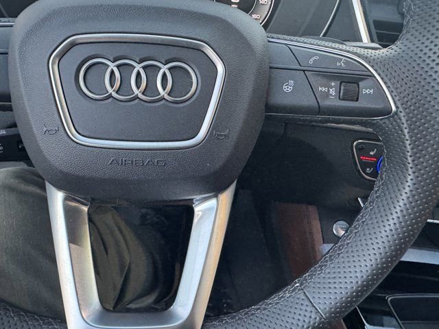 Certified 2024 Audi Q5 2.0T Prestige AWD/4WD image 23