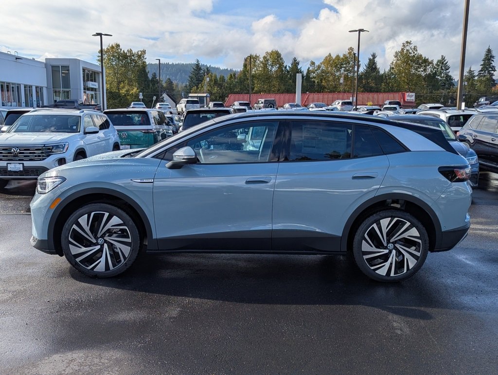 New 2025 Volkswagen ID.4 Pro S Plus image 2