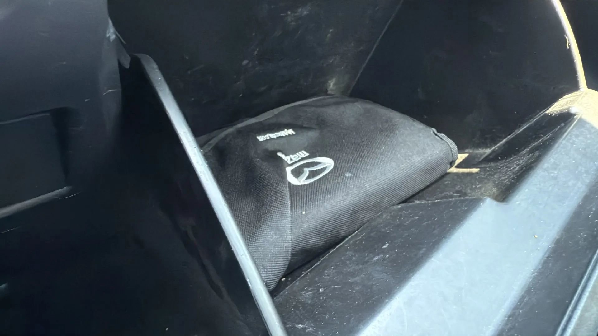 Used 2014 MAZDA MAZDA3 i Grand Touring image 36