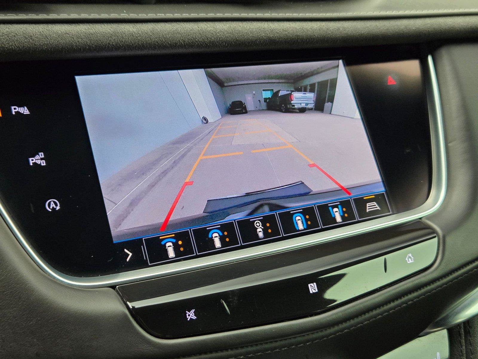 Used 2020 Cadillac XT5 Sportv w/ Platinum Package AWD/4WD image 19