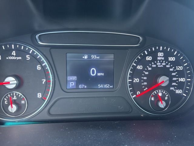 Used 2020 Kia Sorento LX image 11