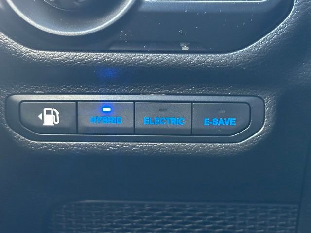 Used 2021 Jeep Wrangler Unlimited Sahara w/ Cold Weather Group image 26