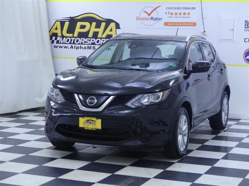 Used 2019 Nissan Rogue Sport SV image 2
