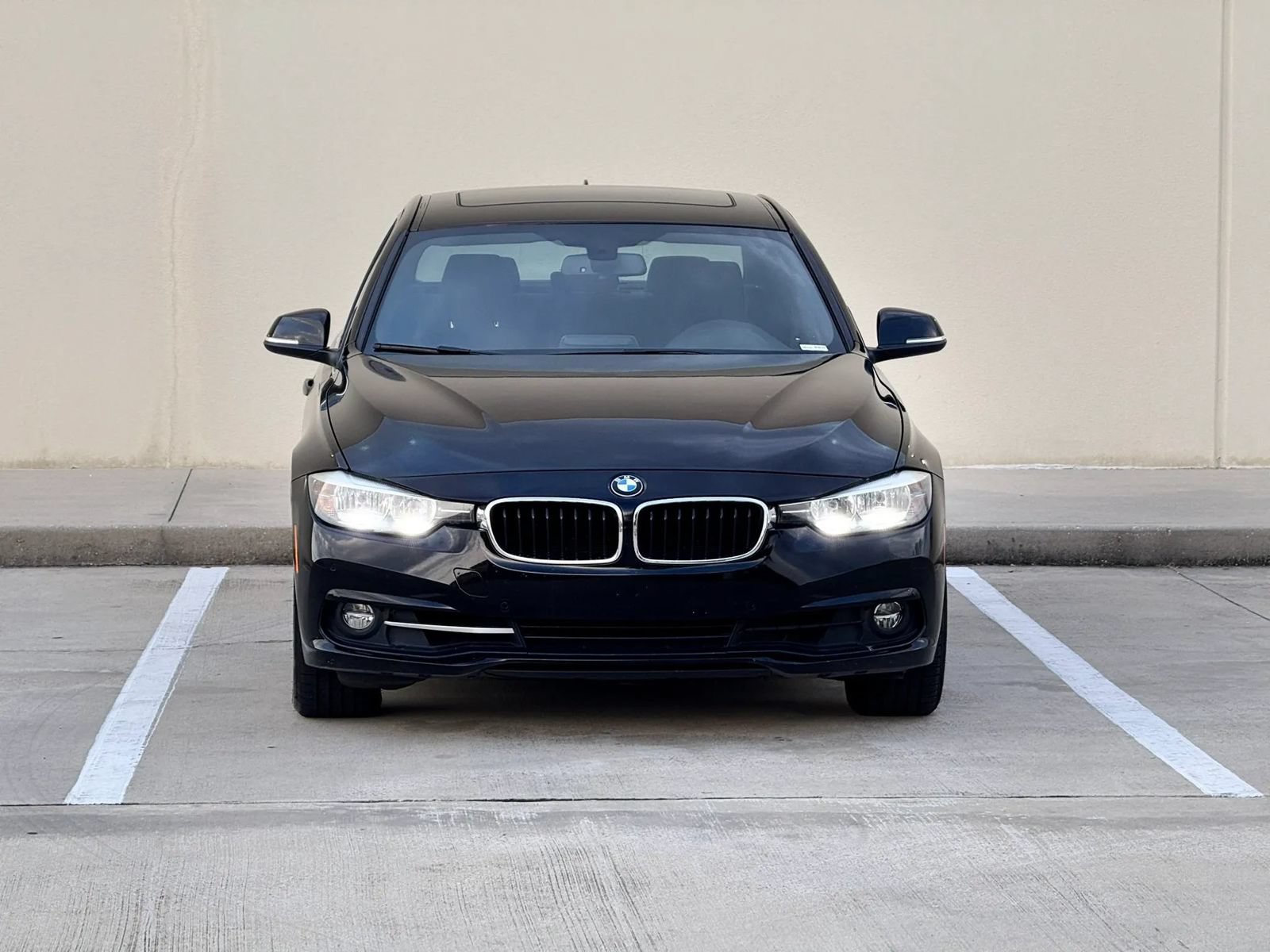 Used 2017 BMW 330i Sedan RWD image 2