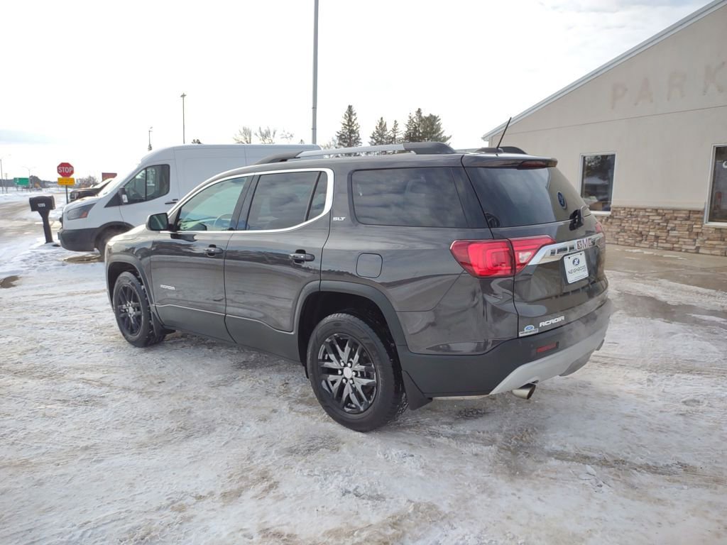 Used 2019 GMC Acadia SLT image 3