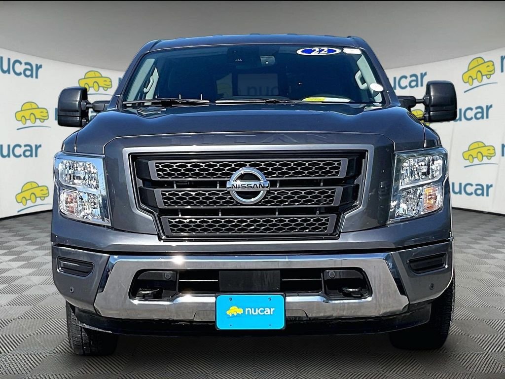 Used 2022 Nissan Titan SV w/ SV Convenience Package AWD/4WD image 2
