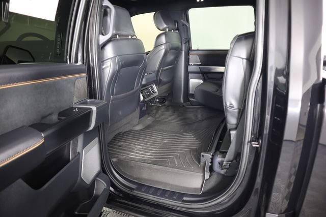 Used 2024 Ford F250 Platinum w/ FX4 Off-Road Package AWD/4WD image 71