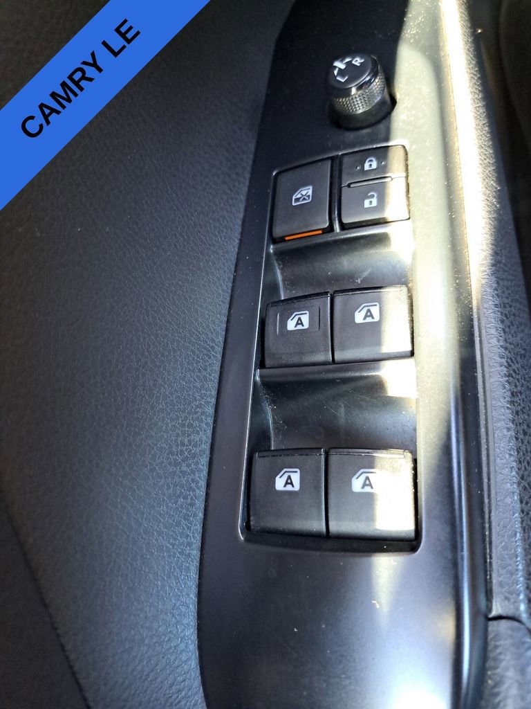 Used 2020 Toyota Camry LE image 16